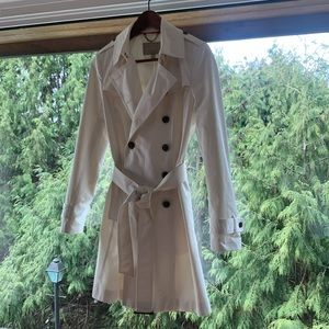 ❤️Host Pick❤️ Banana Republic cream Trench Coat